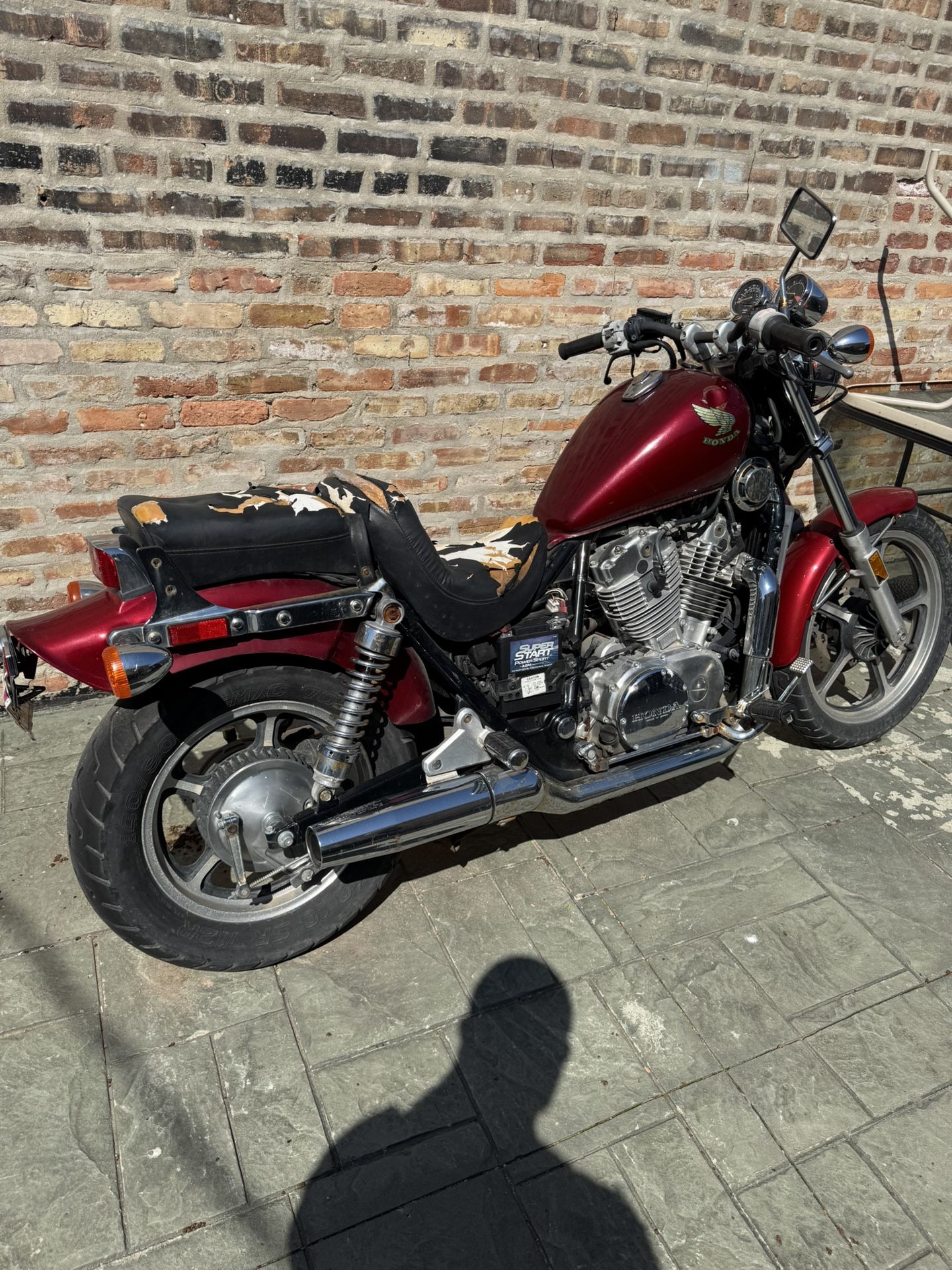 Honda Vt700