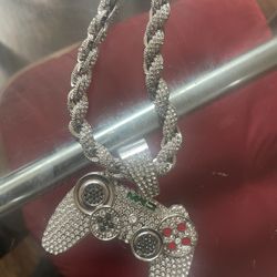 Game Controller Necklace 