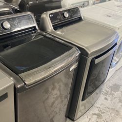 LG Washer And Dryer Set