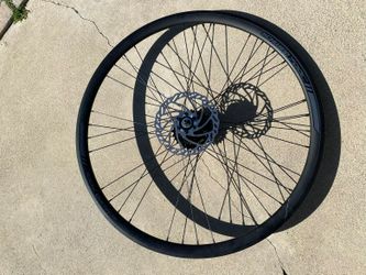 Schwinn 700c 7 speed rear wheel