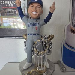 Freddie Freeman World Series Booblehead 