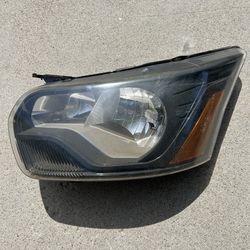 Ford Headlamp (driver side)