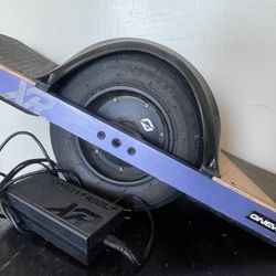 OneWheel XR.  71 Miles Only