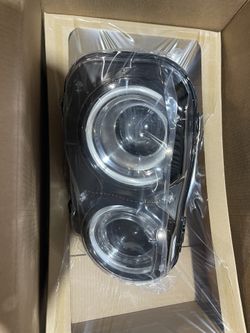 Dodge Challenge Head Light 