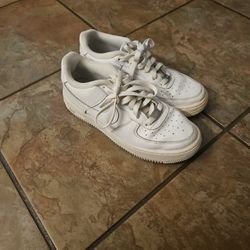 Air Force Ones Size 6y