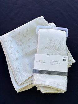 White Christmas Table Napkin