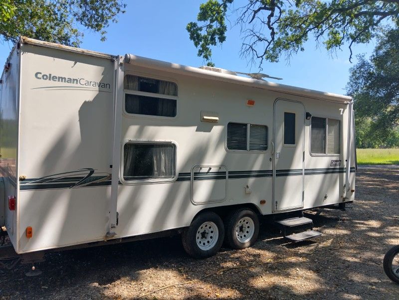 camping trailer colerman caravan