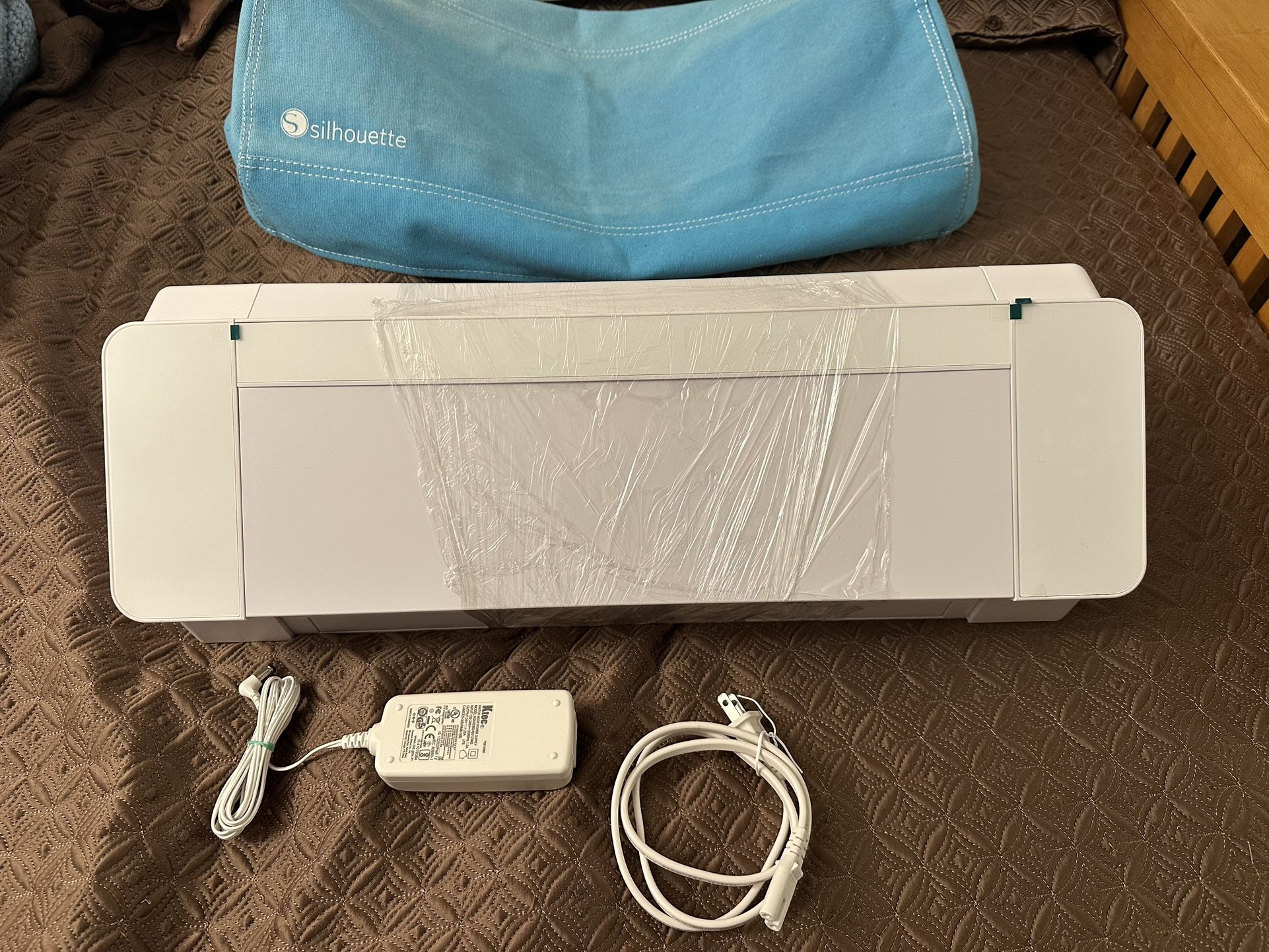 Silhouette Cameo 4 White