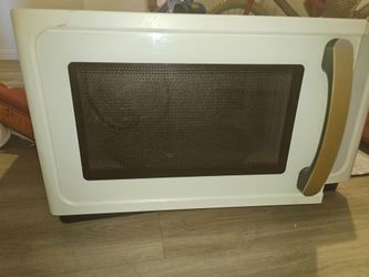 Drew Barrymore Microwave