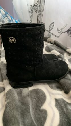 MK girls boots