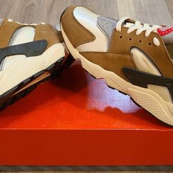 Nike Huarache Size 10 For Men