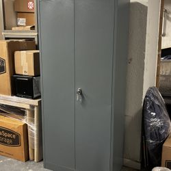 Sturdy File Cabinet Like New! 
