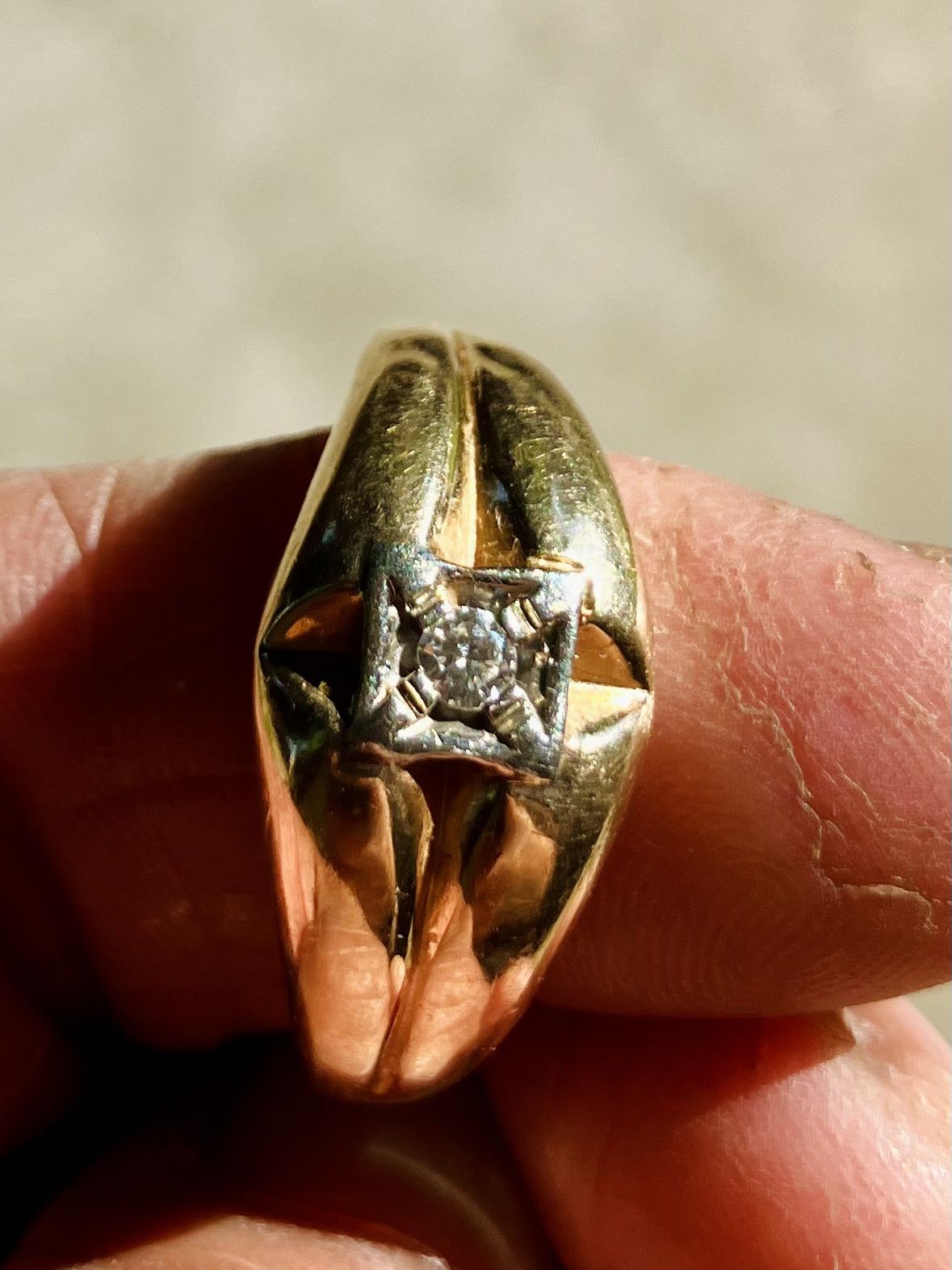 Solid 14 K 5 Grams  Dimond Testing Welcome 