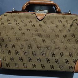 Dooney & Bourke Doctor's Bag Handbag
