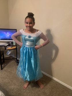 Halloween Frozen costume size 8