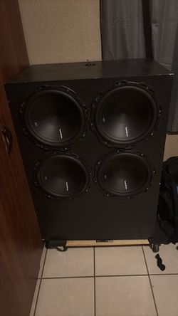 4- Rockford distaste 12s P1 and box