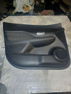 Nissan Kicks Driver Side Door Panel *Parts*