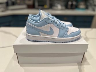 Air Jordan 1 Low Ice Blue
