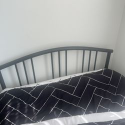 2 Free Twin Beds With Frames