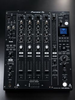 Pioneer DJ DJM-900NXS2