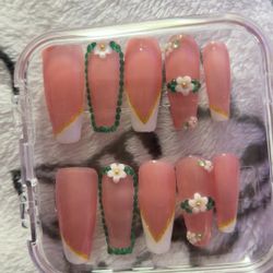 Press On Nails 
