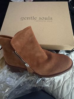 Boots 6.5