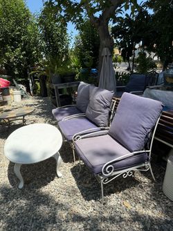 Beautiful midcentury chairs with coffee table