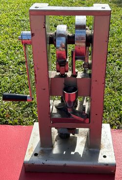 Antique Vintage Candy Machine Press. (#1353)