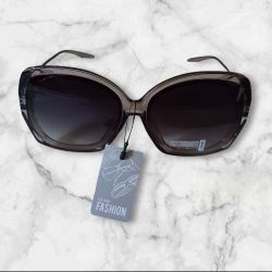 Women's Grey Fashion Sunglasses 