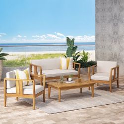 Outdoor 4-seat Acacia Chat Set by Christopher Knight Home