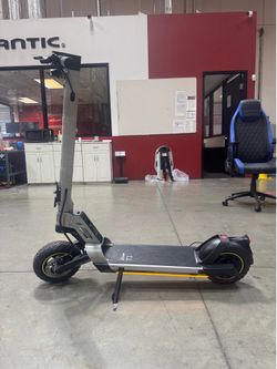 Electric scooter