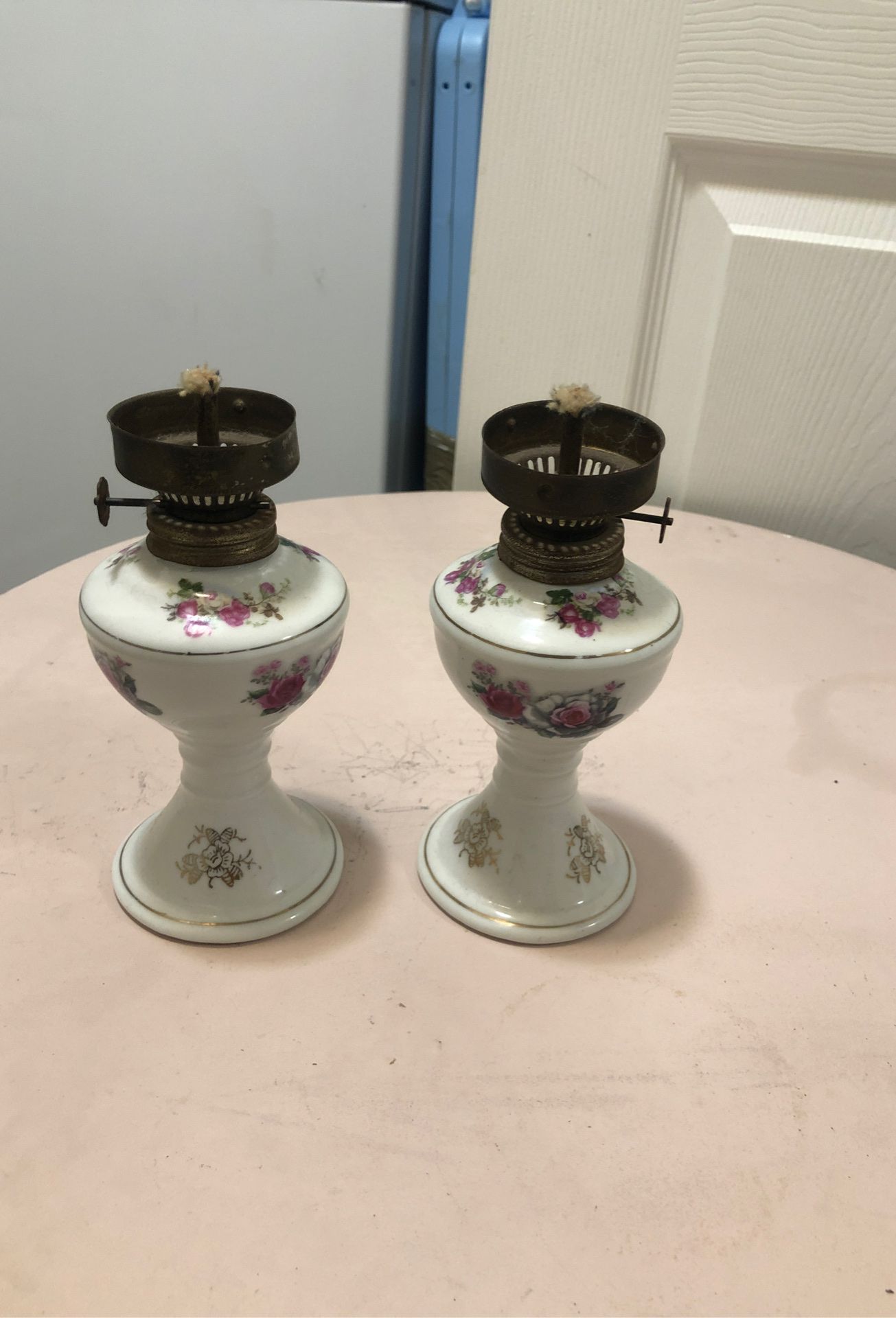 Floral mini kerosene lamps