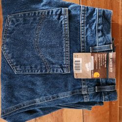 NEW 34 x 30 CARHART JEANS RELAXED FIT  