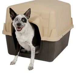 Brand New Aspen Dog House 25-50lbs. Petbarn 3.