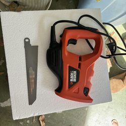 Black And decker Powered Handsaw