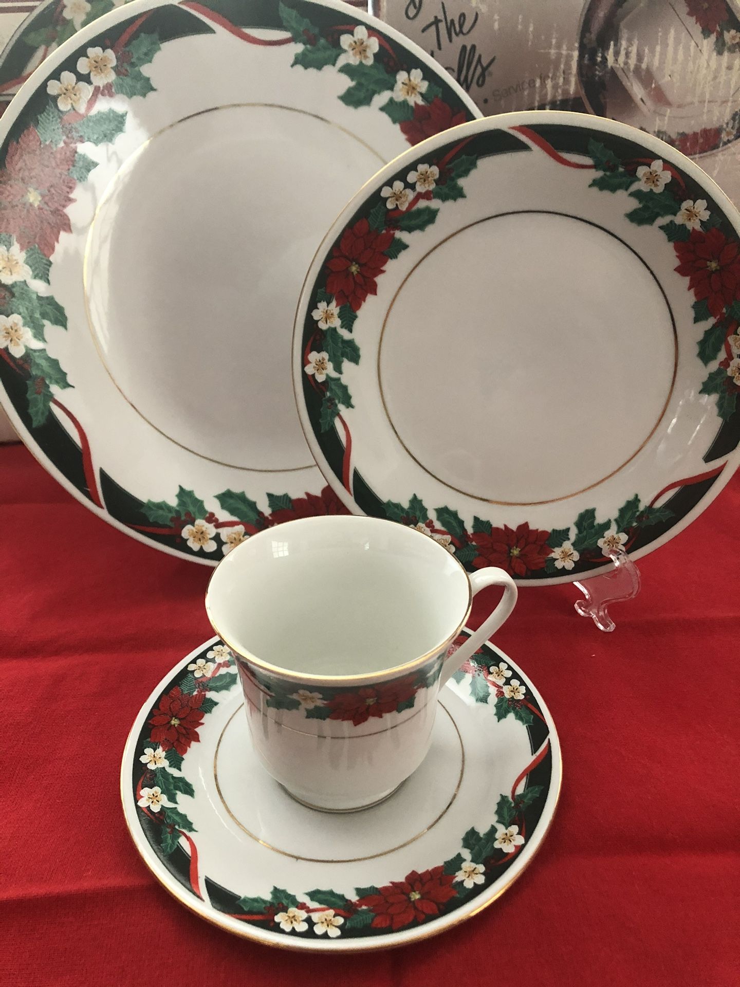 Vintage Tienshan Deck The Hall Christmas Dinnerware