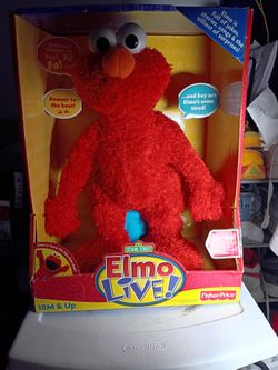 Elmo live