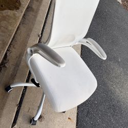 White Desk Chair 