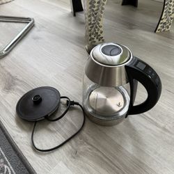 Electric Glass & Stainless Steel Kettle – Great Condition