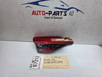 lenschipped 2019 - 2022 TOYOTA AVALON LEFT LED INNER TRUNK TAIL LIGHT OEM AY67212