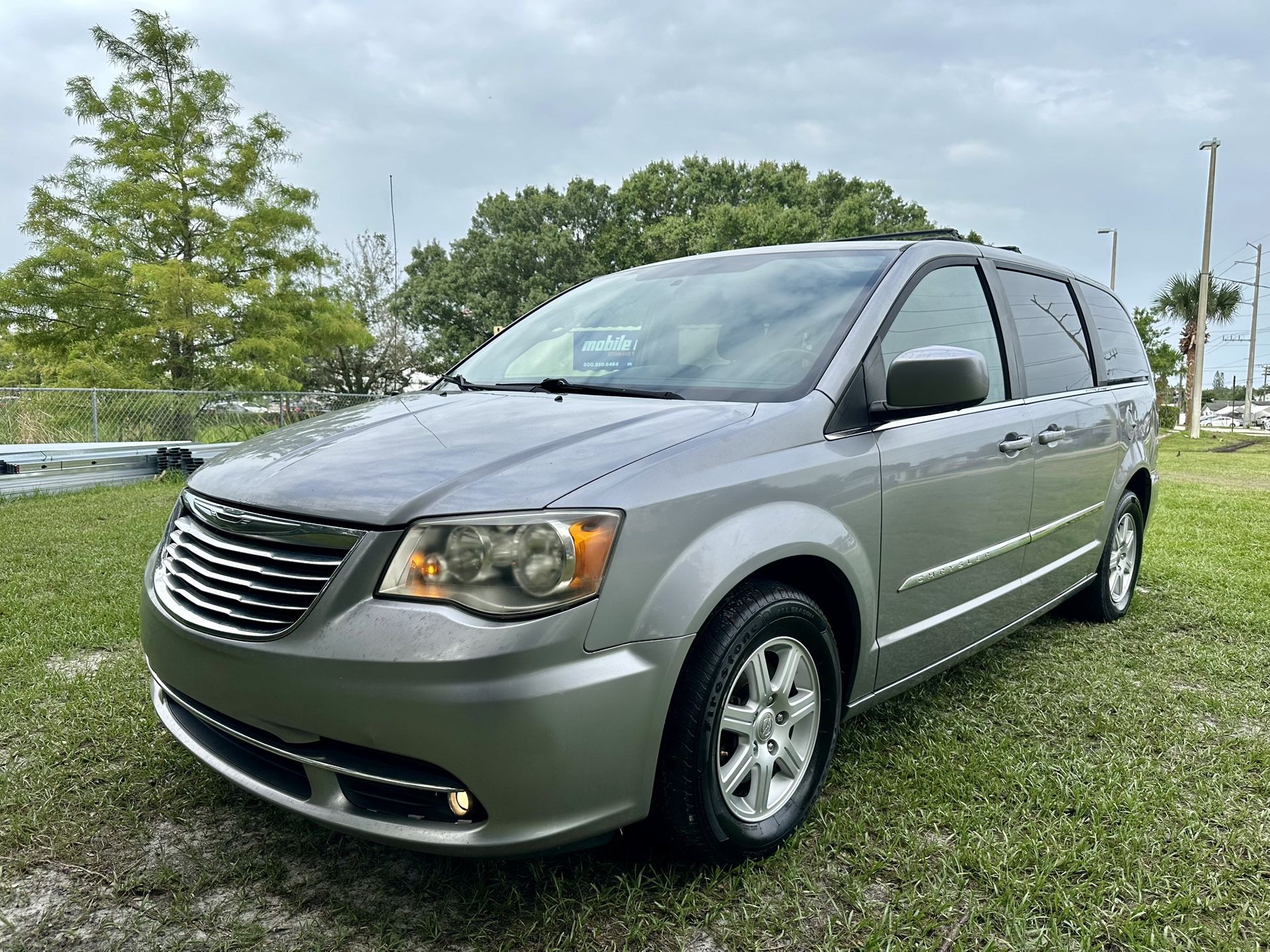 2013 Chrysler Town & Country