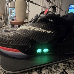 Nike Adapt BB 2.0's Size 8
