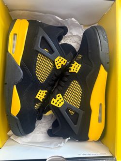 Brand new Jordan 4 Yellow thunder size 10