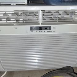 Frigidaire FFRH1822R2 18500 BTU Window Air Conditioner

