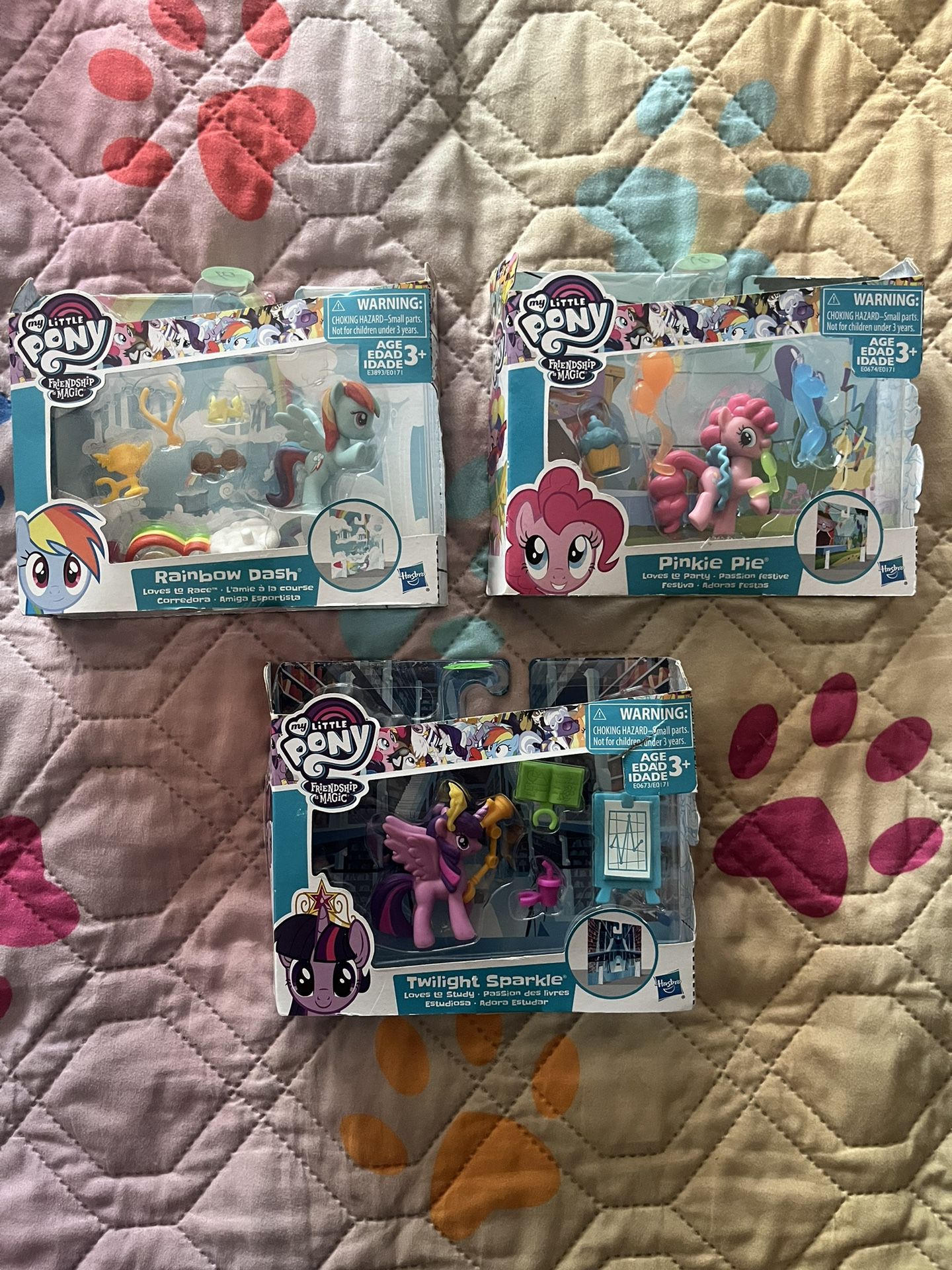 3- My Little Pony Frienship Magic, Rainbow Dash, Pinkie Pie, Twilight Sparkle 