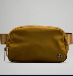 Lululemon belt bag