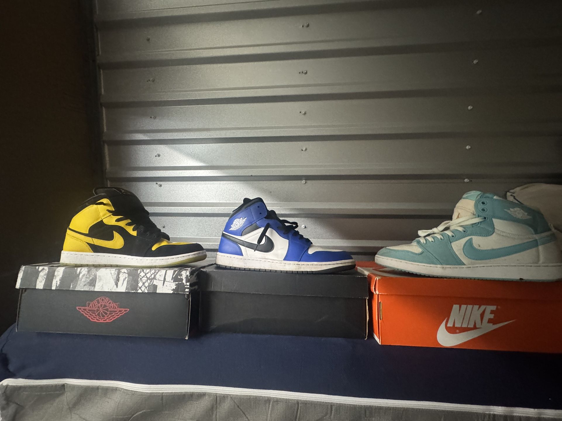 EACH SHOE ONLY WORE ONCE . 150$ For One 400$ For Three. AVAILABLE NOW