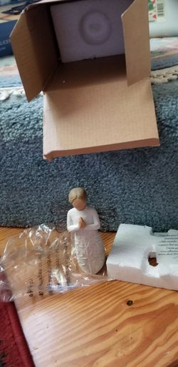 Willow Tree Figureen