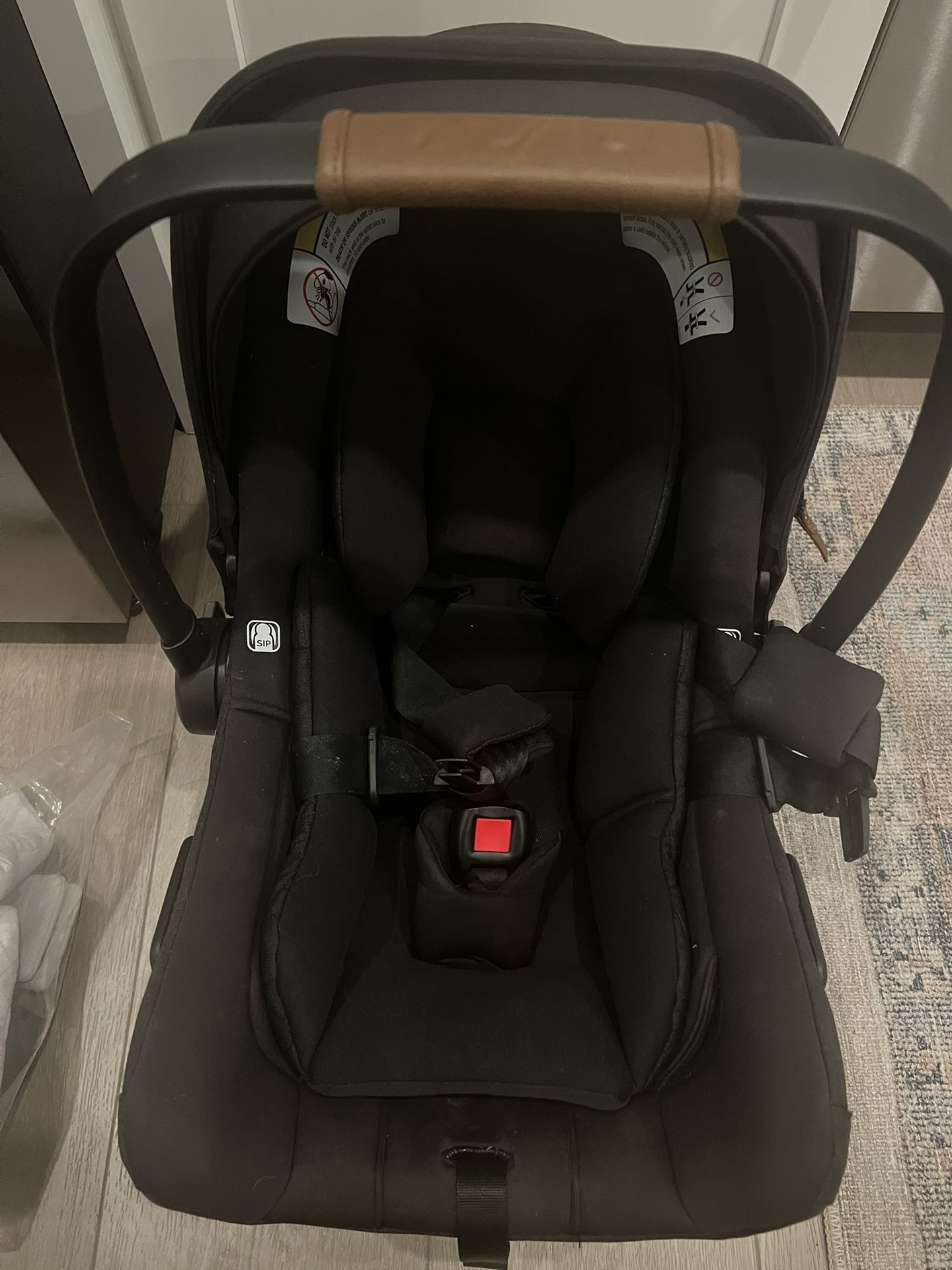 Nuna Pipa Aire Rx Infant Car Seat