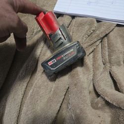 Milwaukee M12 Red Lithium XC 4.0 Battery 